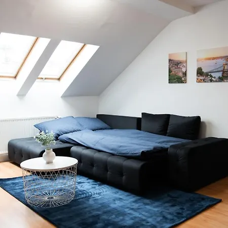 Apartamento Balcony Dohany Street