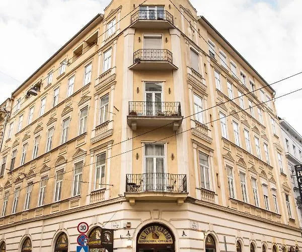 Balcony Dohany Street Boedapest