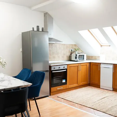 Balcony Dohany Street Апартаменты *